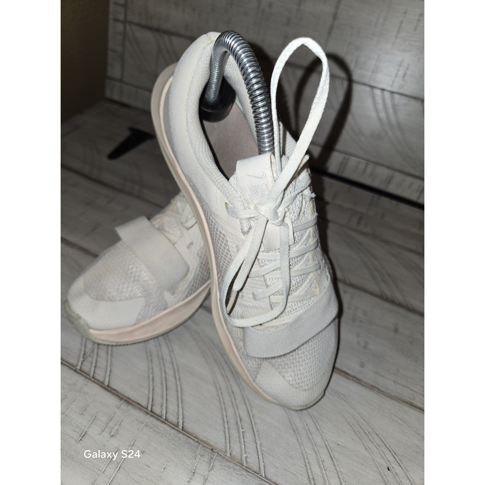 Nike MC Trainer 2 Pale Ivory DM0824-104 Women's Size 7 Shoes - Picture 4 of 10